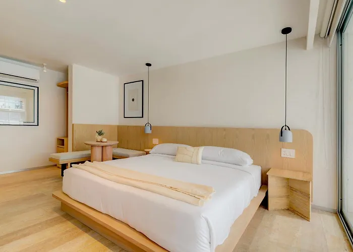 Capitalia Antara Polanco 404